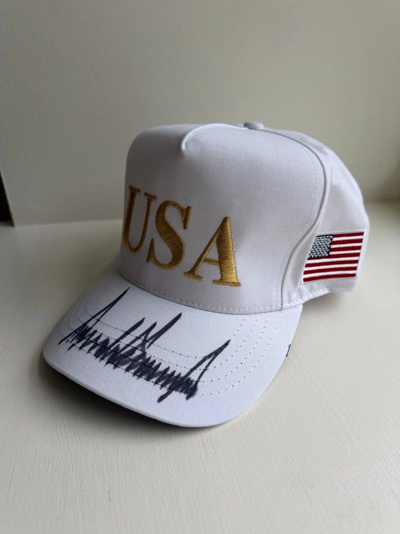 Трамптың Тоқаевқа берген сый-сыяпаты